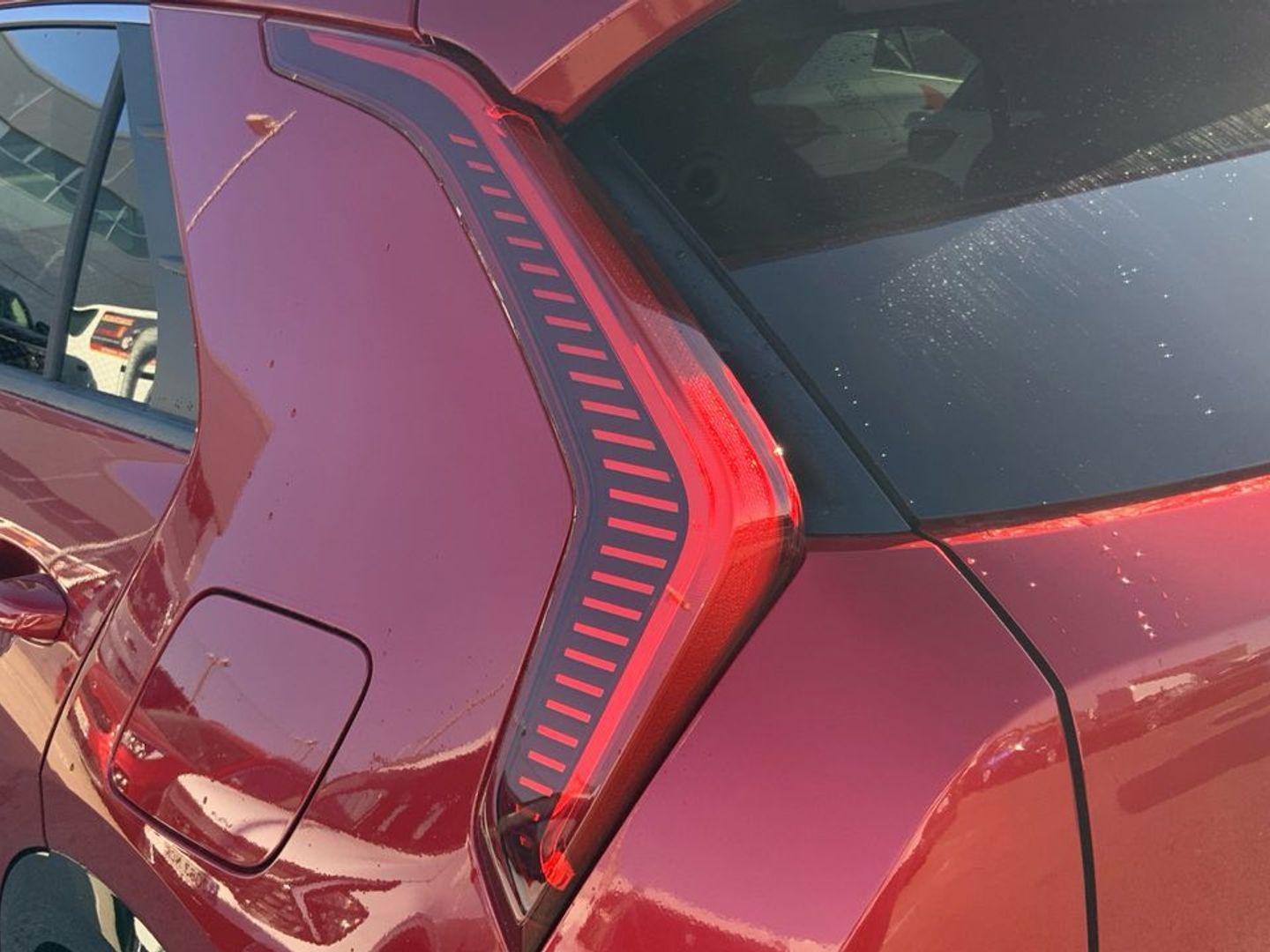 Kia Niro 1.6 GDi HEV Emotion 104 kW (141 CV)