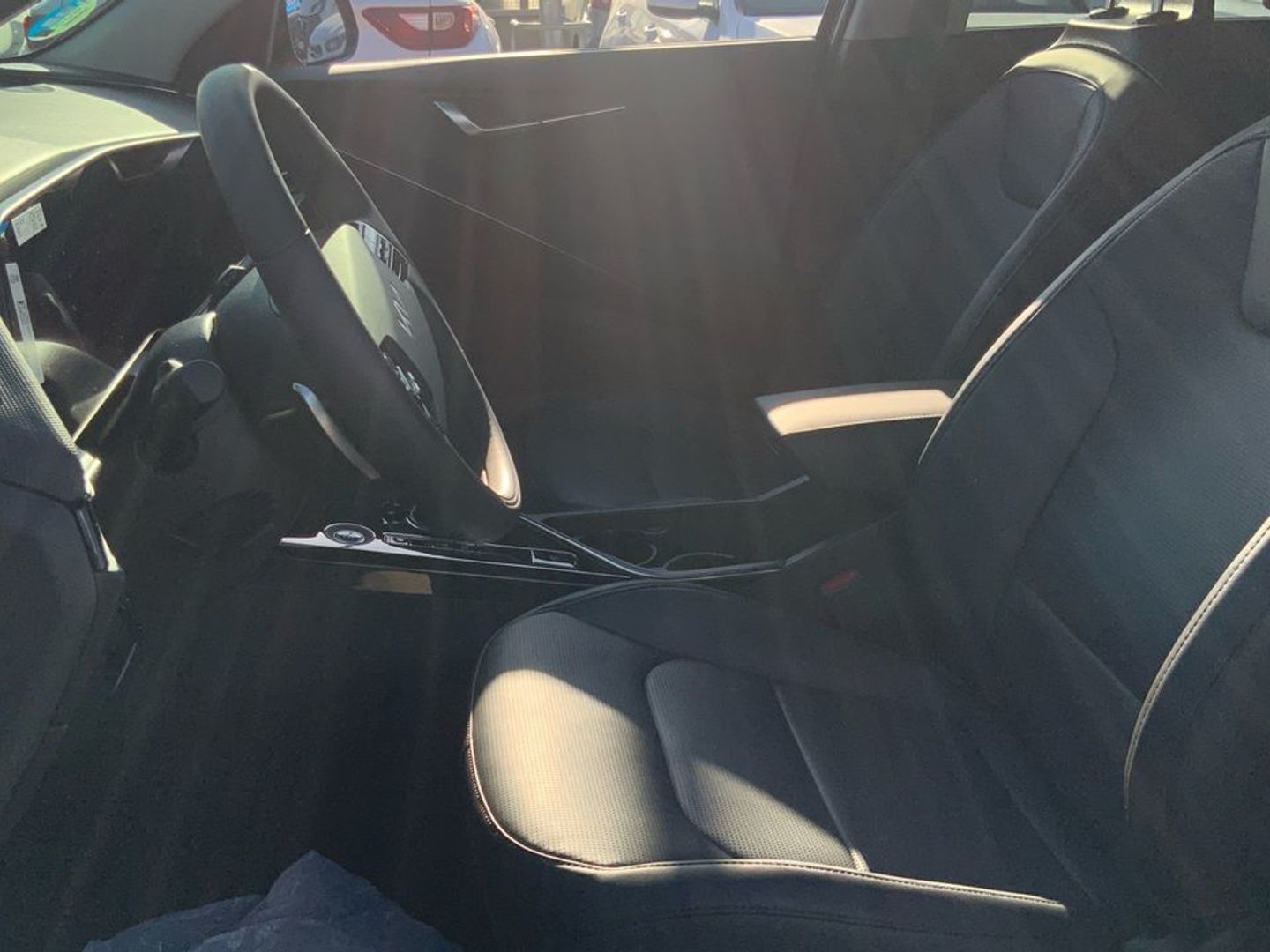 Kia Niro 1.6 GDi HEV Emotion 104 kW (141 CV)