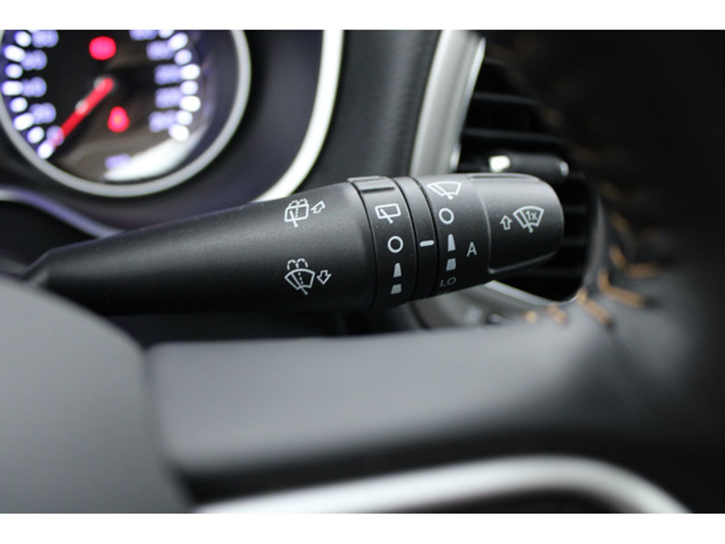 Jeep Compass 1.3 Gse T4 Longitude FWD MT 96 kW (130 CV)
