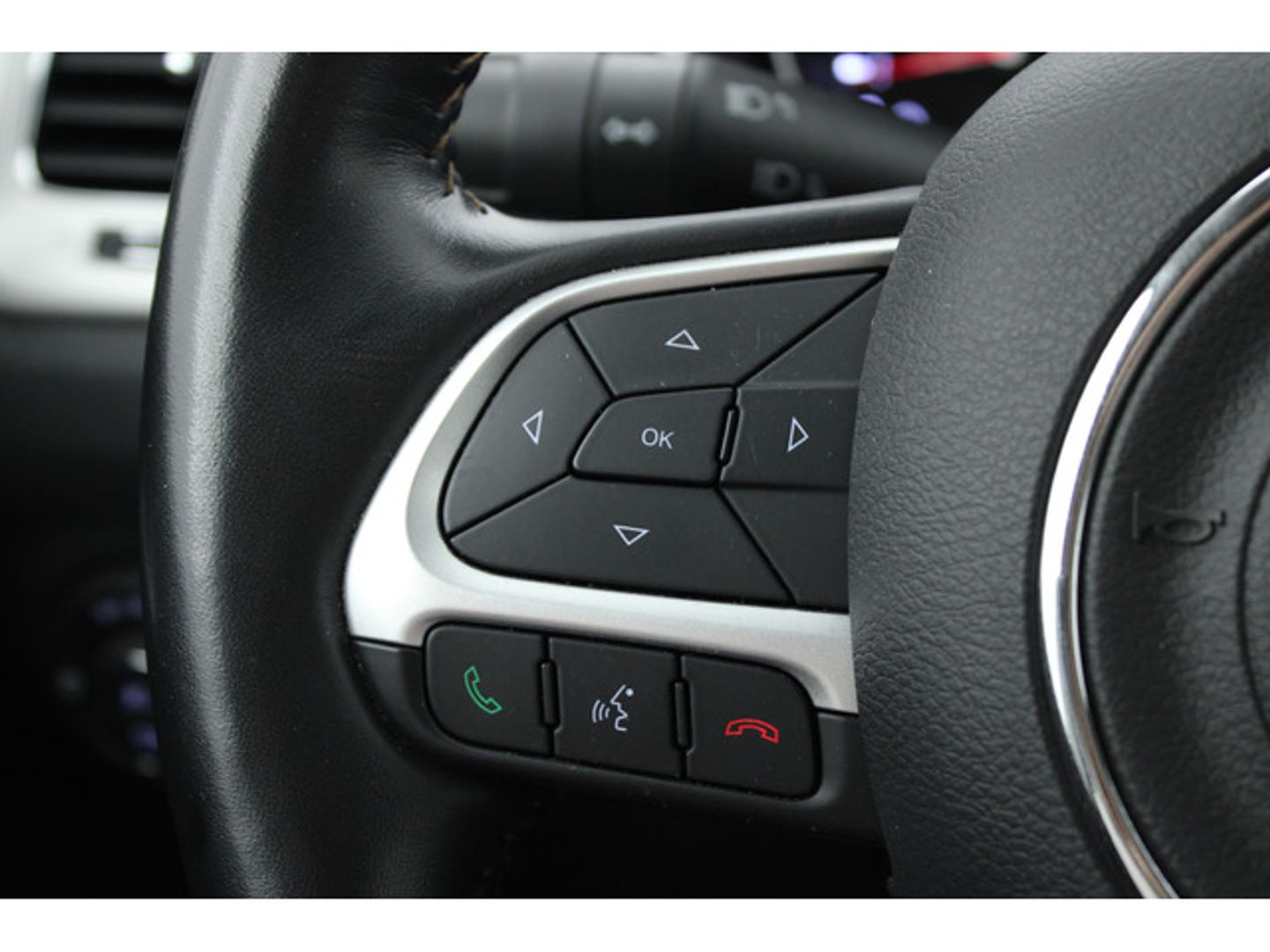 Jeep Compass 1.3 Gse T4 Longitude FWD MT 96 kW (130 CV)