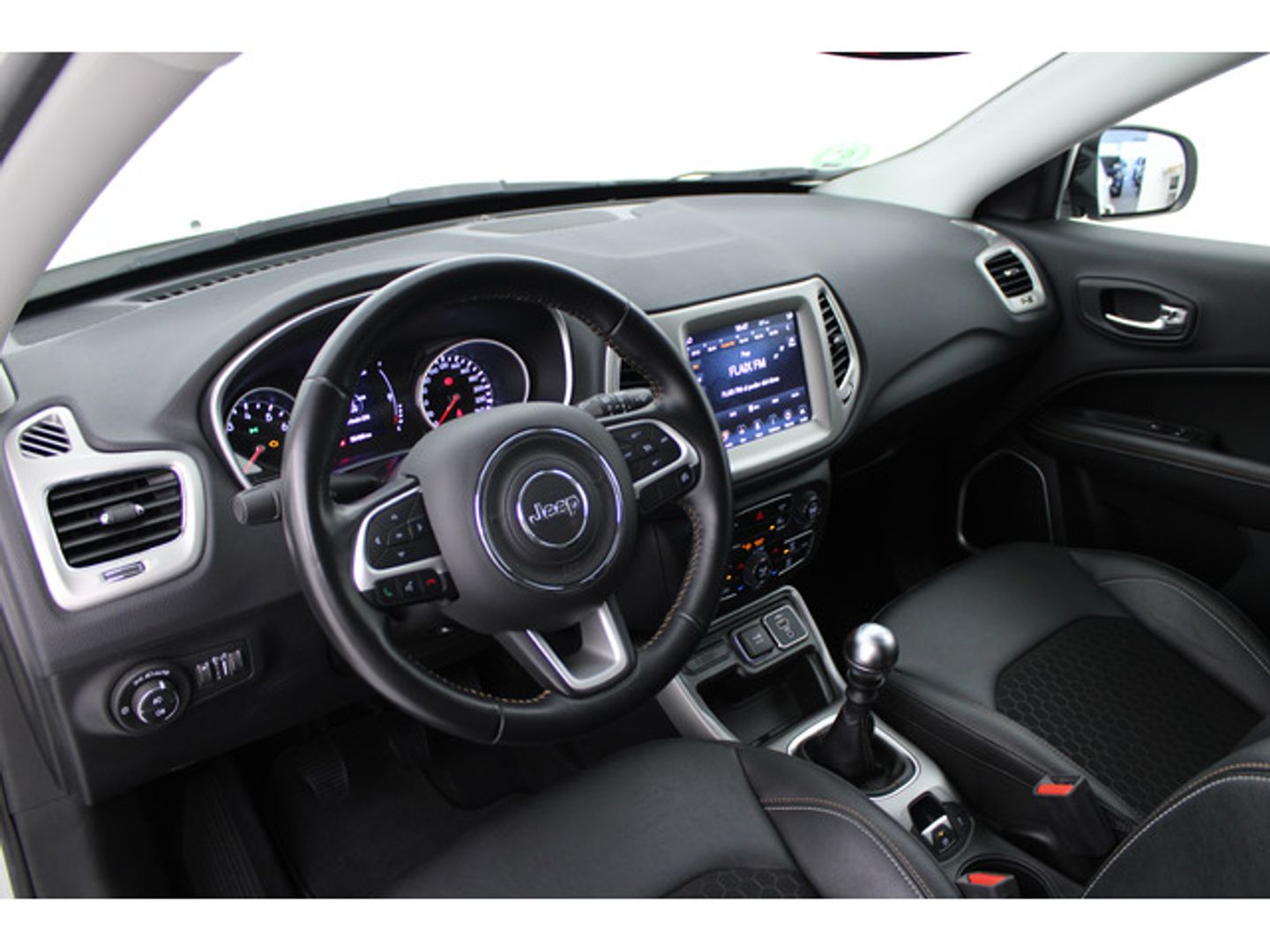 Jeep Compass 1.3 Gse T4 Longitude FWD MT 96 kW (130 CV)