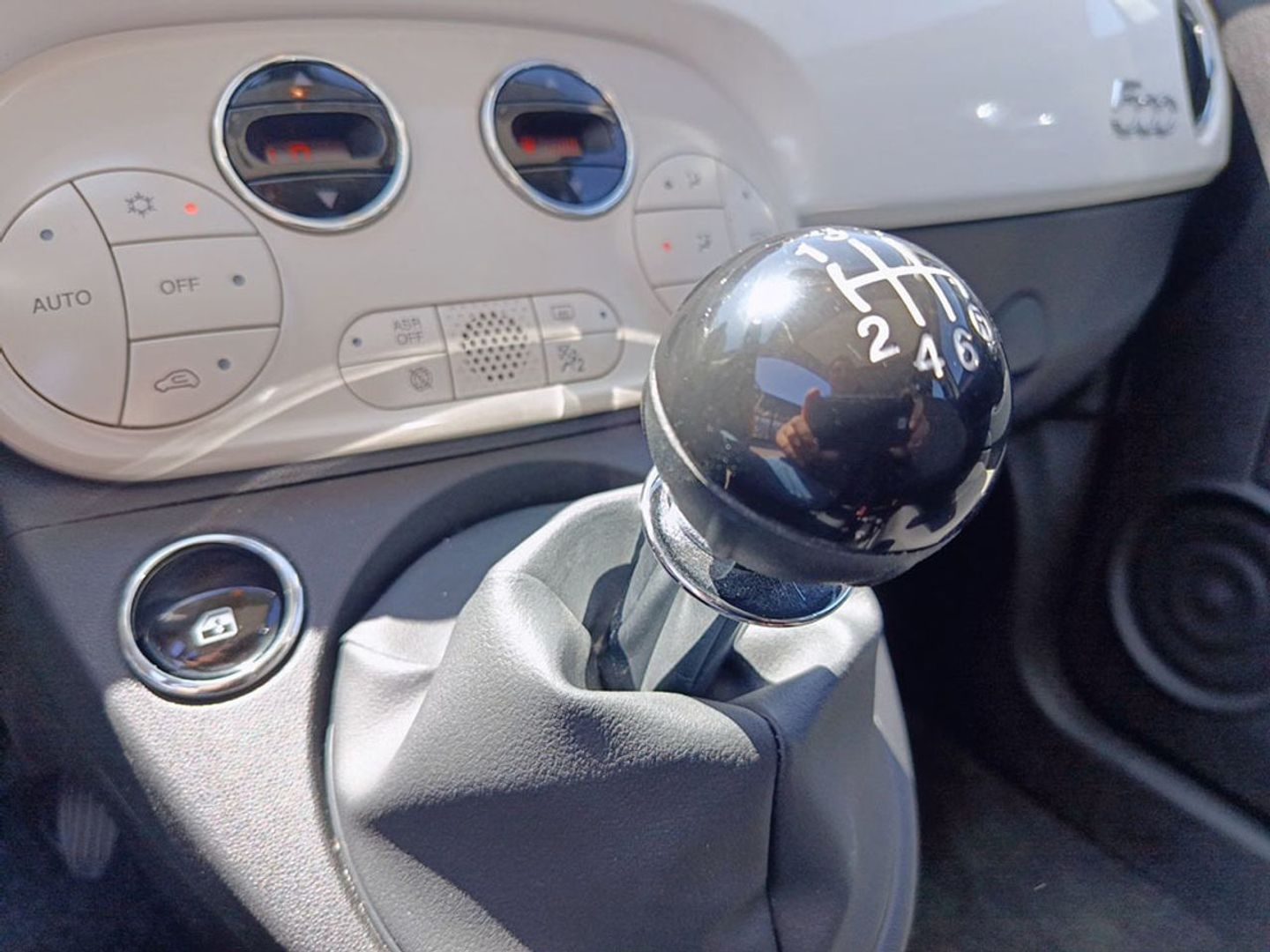 Fiat 500 1.0 Hybrid Dolcevita 51 kW (70 CV)