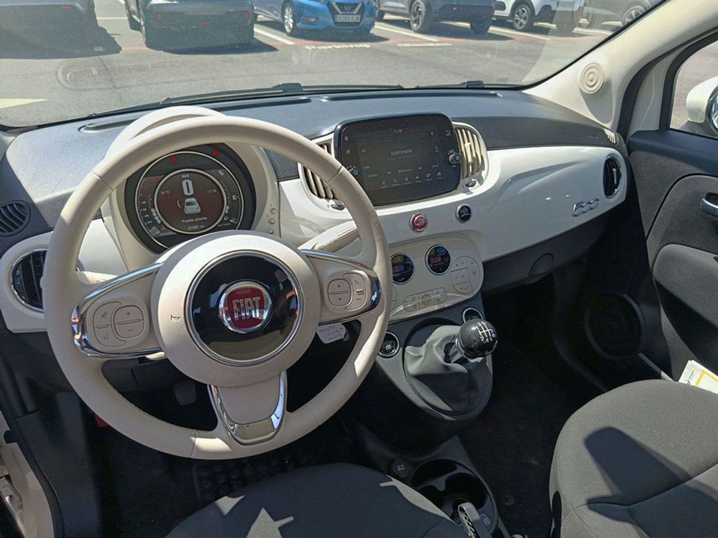 Fiat 500 1.0 Hybrid Dolcevita 51 kW (70 CV)