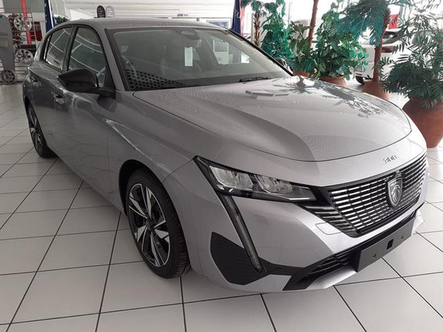 Peugeot 308 PureTech 130 S&S Allure EAT8 96 kW (130 CV) Gris Compact