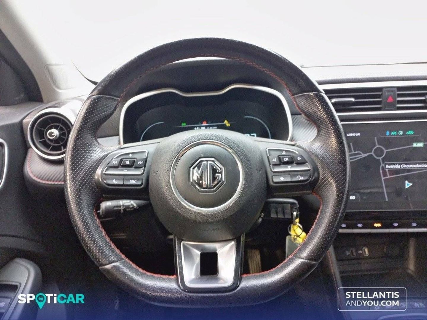 MG ZS 1.5 Luxury 78 kW (106 CV)