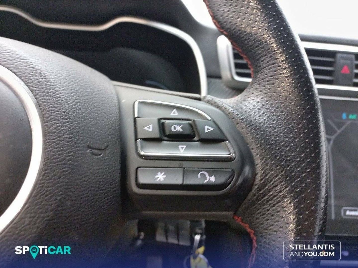 MG ZS 1.5 Luxury 78 kW (106 CV)