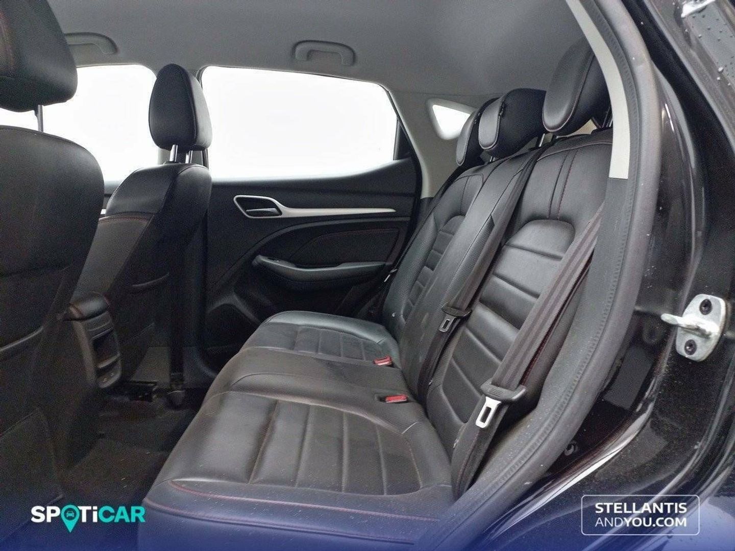 MG ZS 1.5 Luxury 78 kW (106 CV)