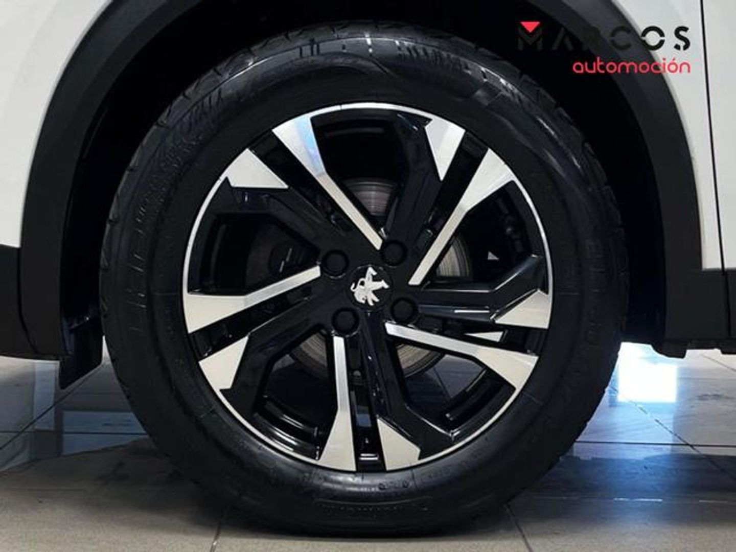 Peugeot 2008 PureTech 130 S&S Allure EAT8 96 kW (130 CV)