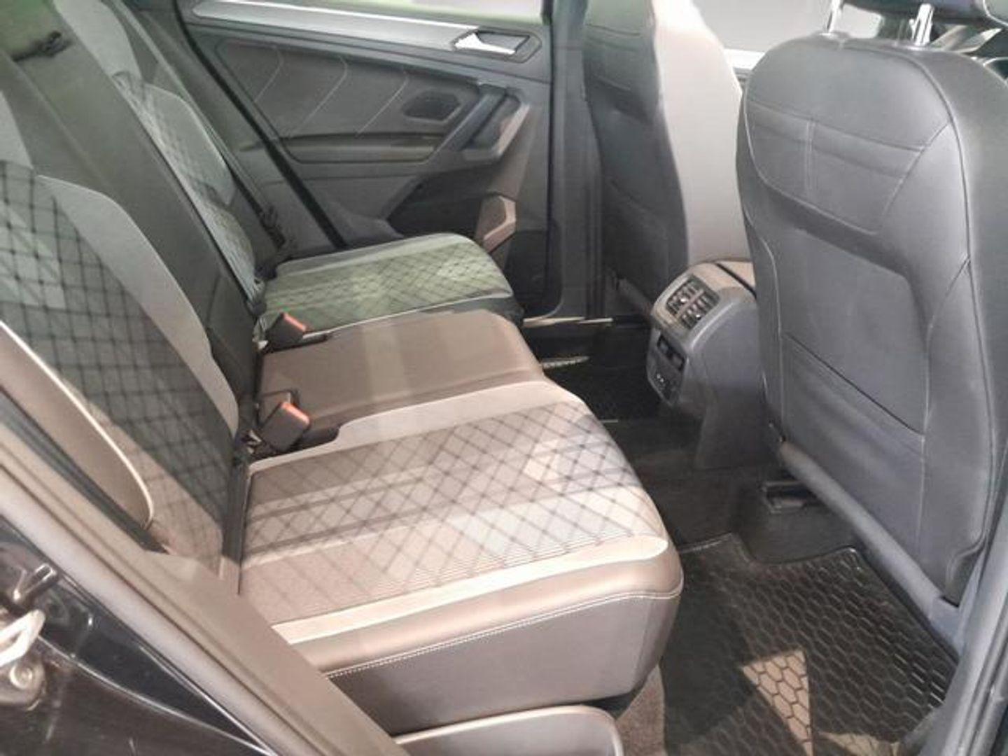 Volkswagen Tiguan R-Line 1.5 TSI 110 kW (150 CV) DSG