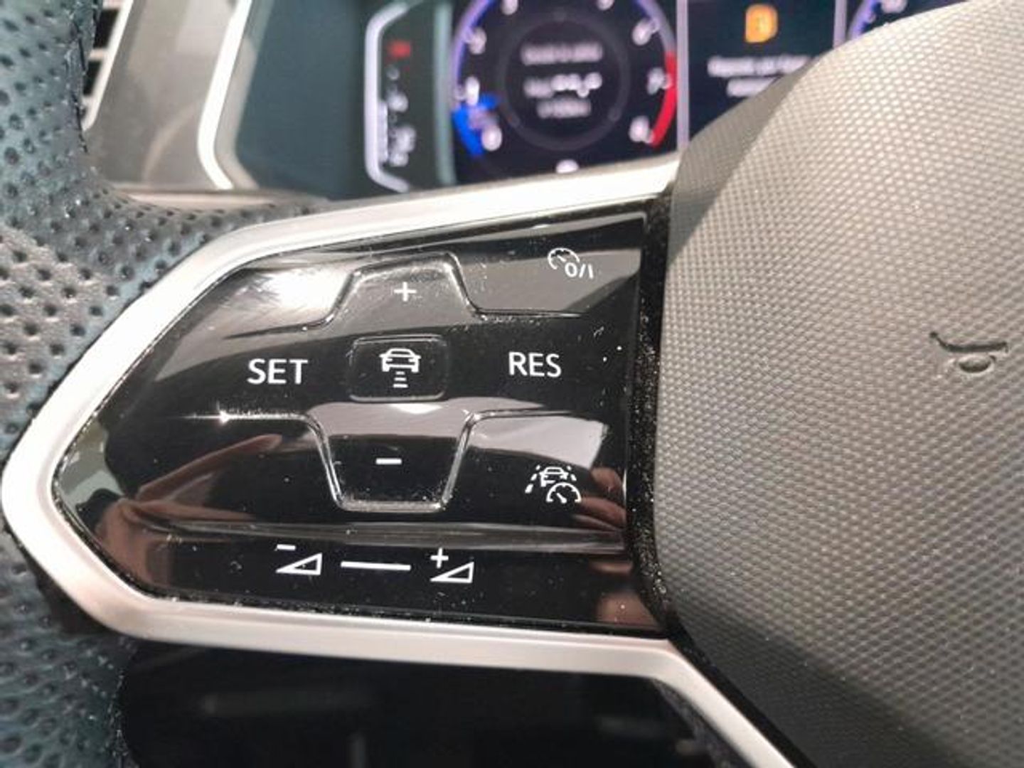 Volkswagen Tiguan R-Line 1.5 TSI 110 kW (150 CV) DSG