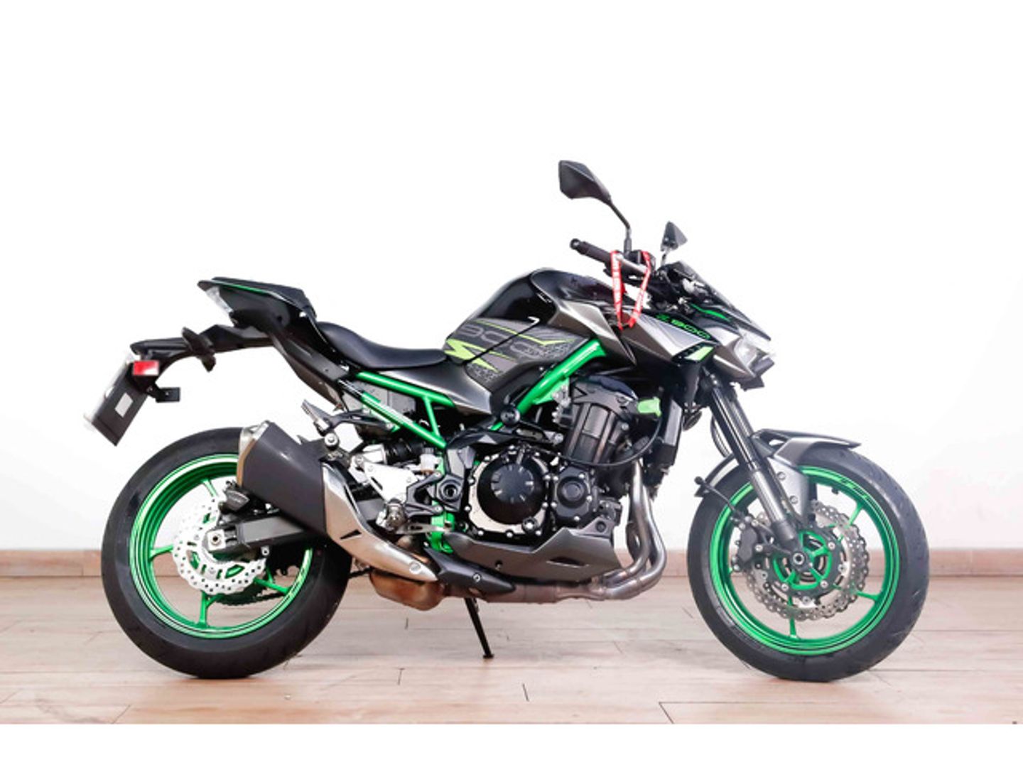 Kawasaki Z900/A2 Negro Motorcycle