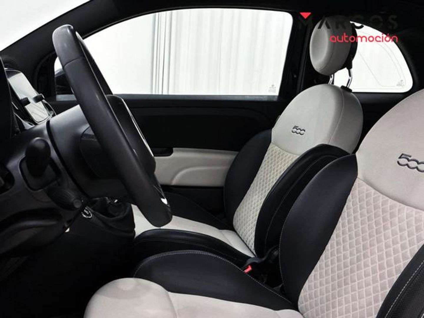 Fiat 500C 1.0 Hybrid Dolcevita 51 kW (70 CV)