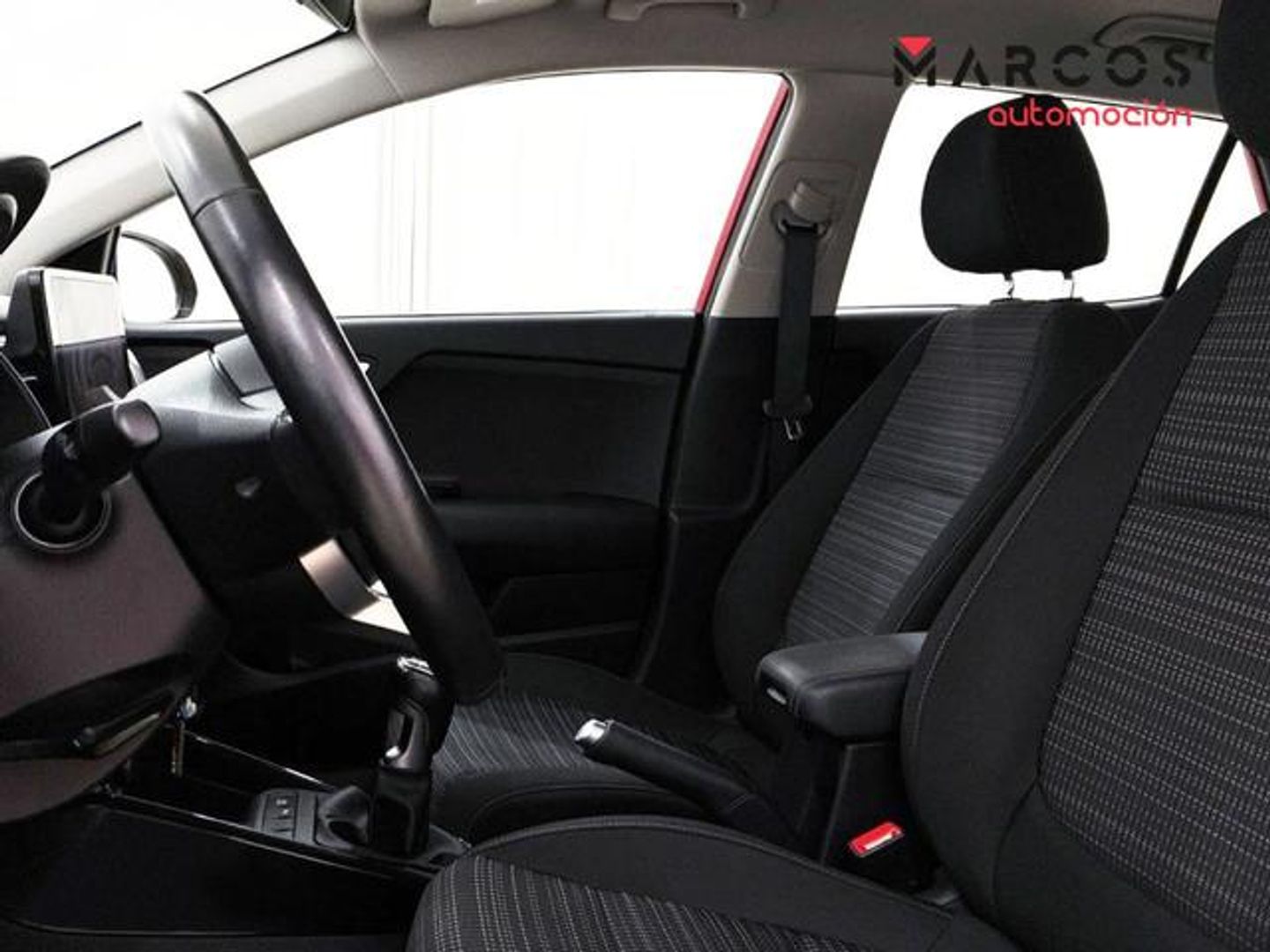 Kia Stonic 1.0 T-GDi MHEV iMT Concept 74 kW (100 CV)