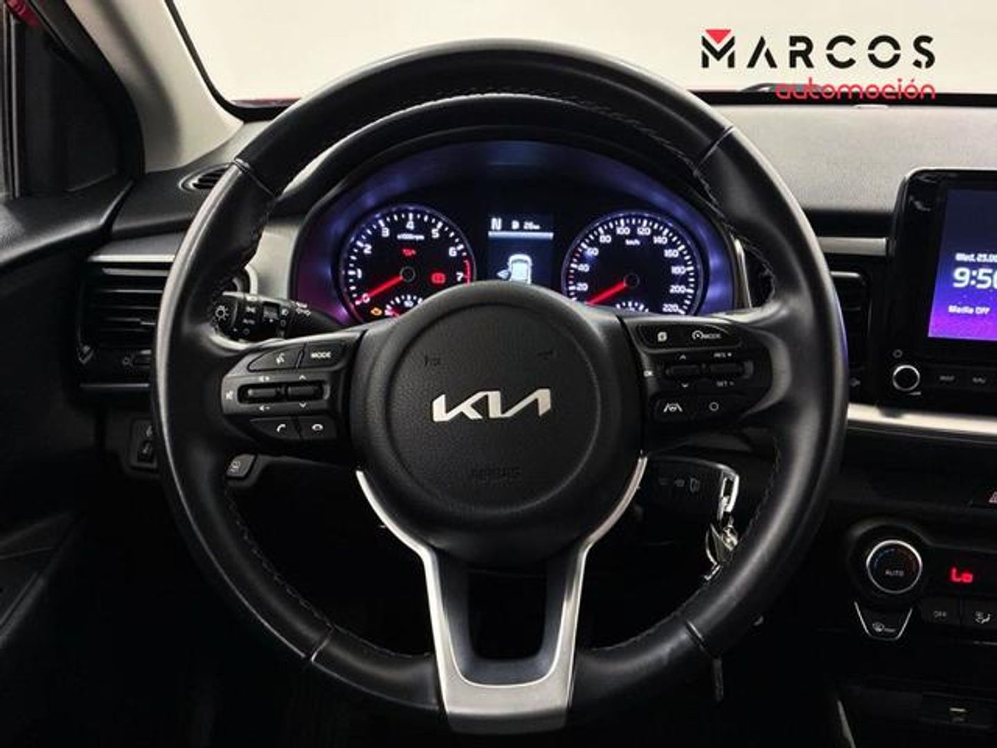 Kia Stonic 1.0 T-GDi MHEV iMT Concept 74 kW (100 CV)