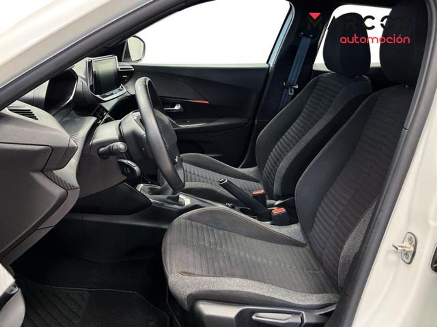 Peugeot 2008 Active Pack S&S PureTech 96 kW (130 CV)