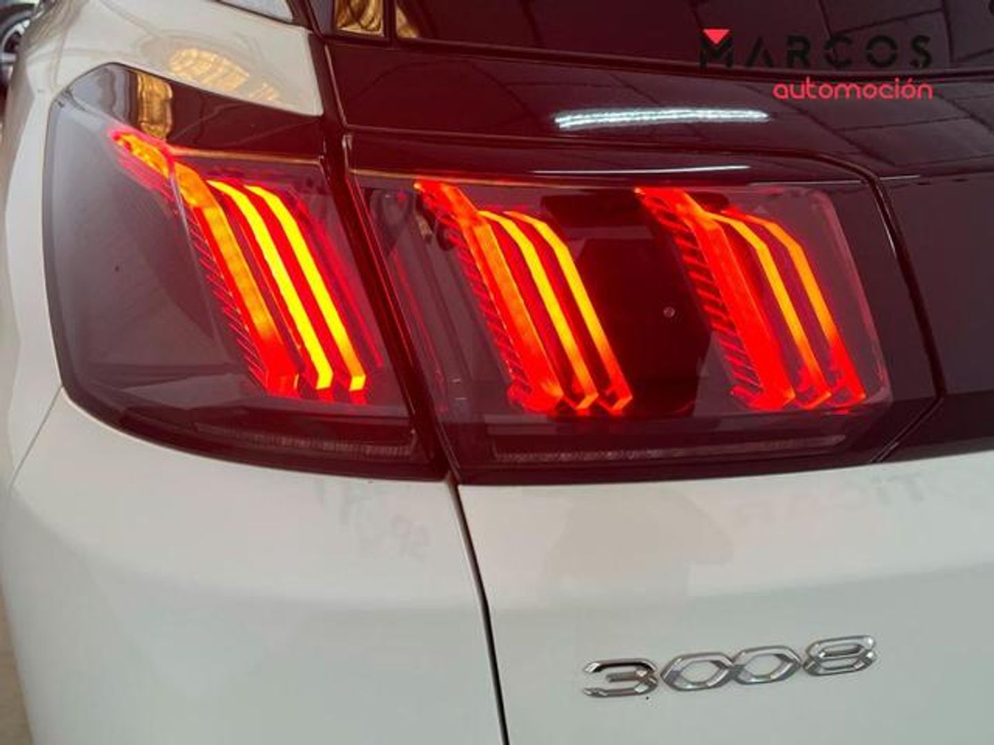 Peugeot 3008 BlueHDI 130 S&S Allure EAT8 96 kW (130 CV)