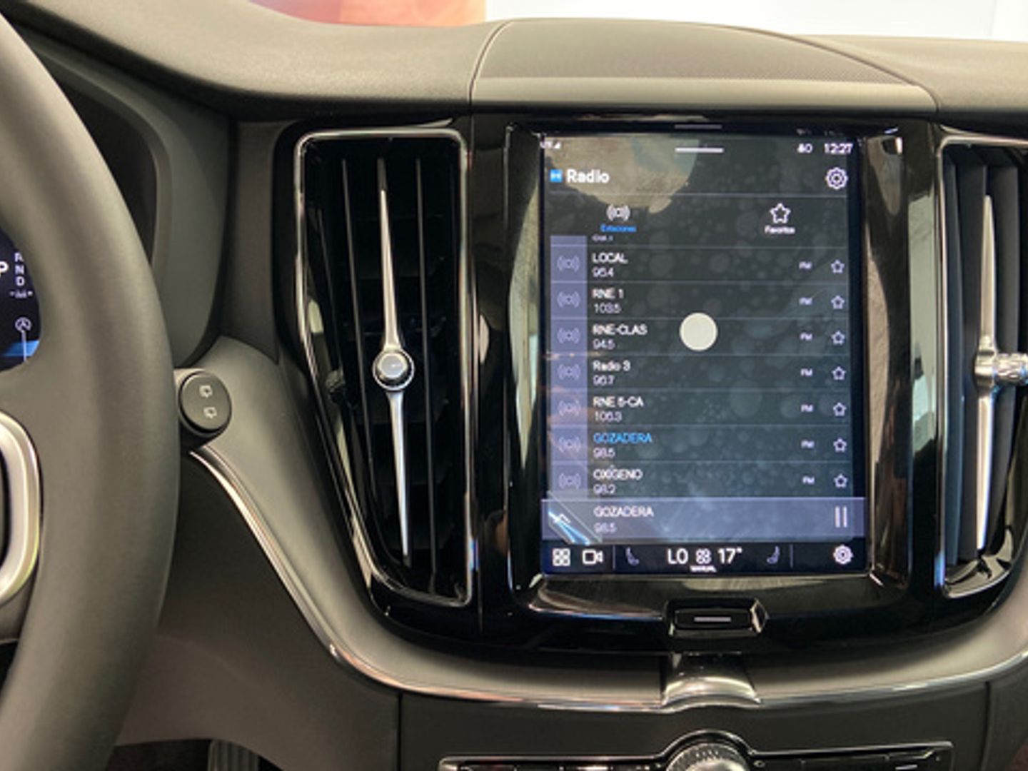 Volvo XC60 B4 D Core Auto 145 kW (197 CV)