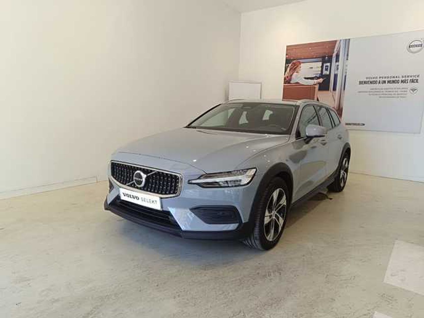 Volvo V60 Cross Country B4 D Cross Country Core AWD Auto 145 kW (197 CV) Gris Familiar