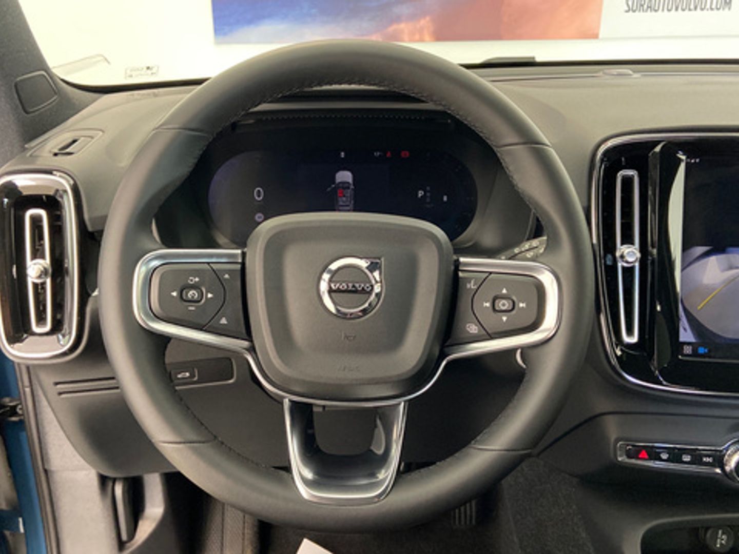 Volvo XC40 B3 G Core Auto 120 kW (163 CV)