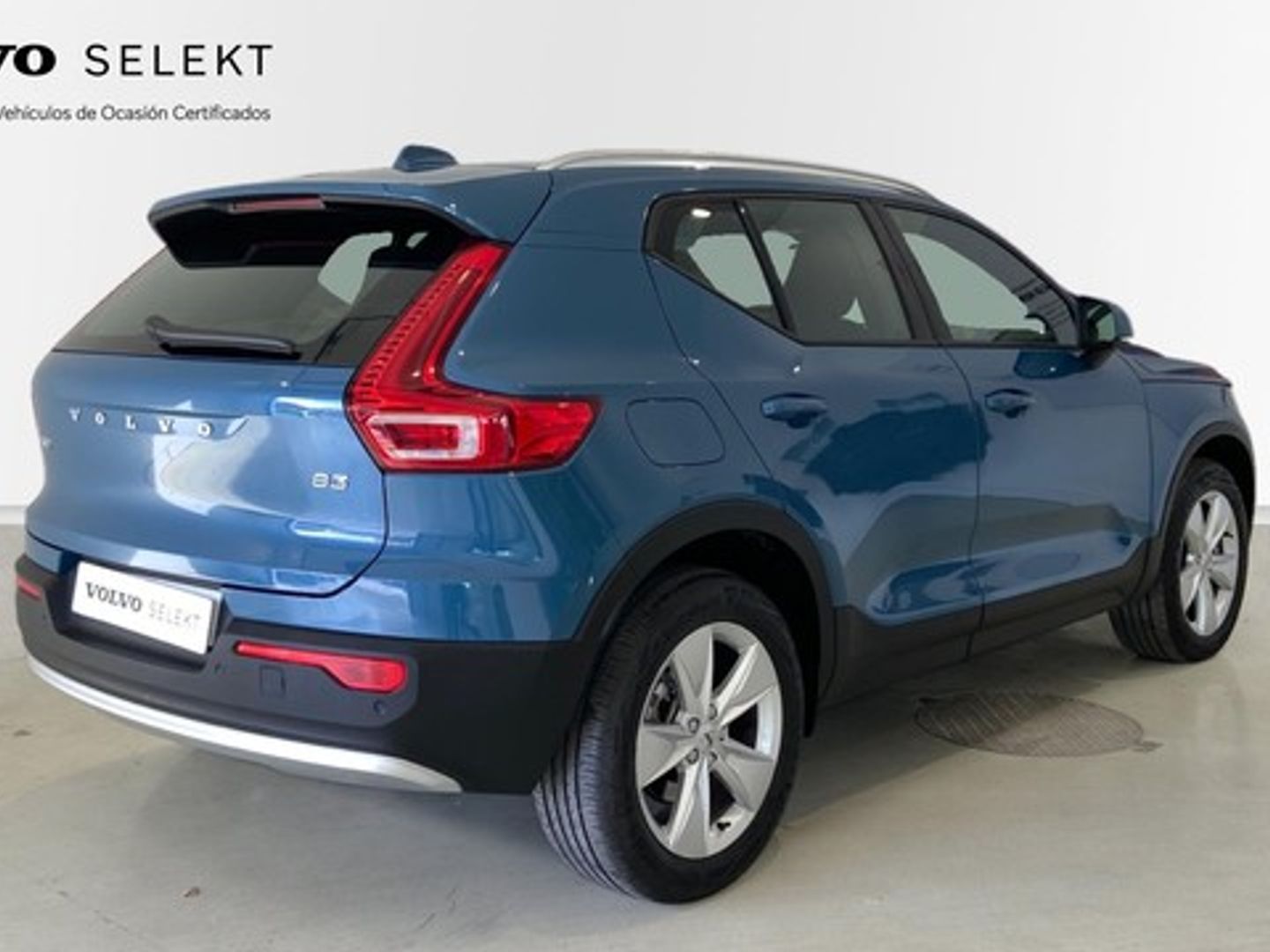 Volvo XC40 B3 G Core Auto 120 kW (163 CV)
