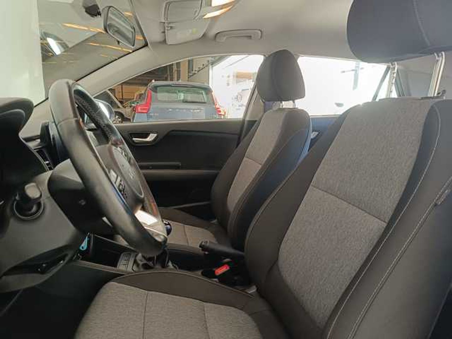 Kia Stonic 1.2 DPi Concept 62 kW (84 CV)