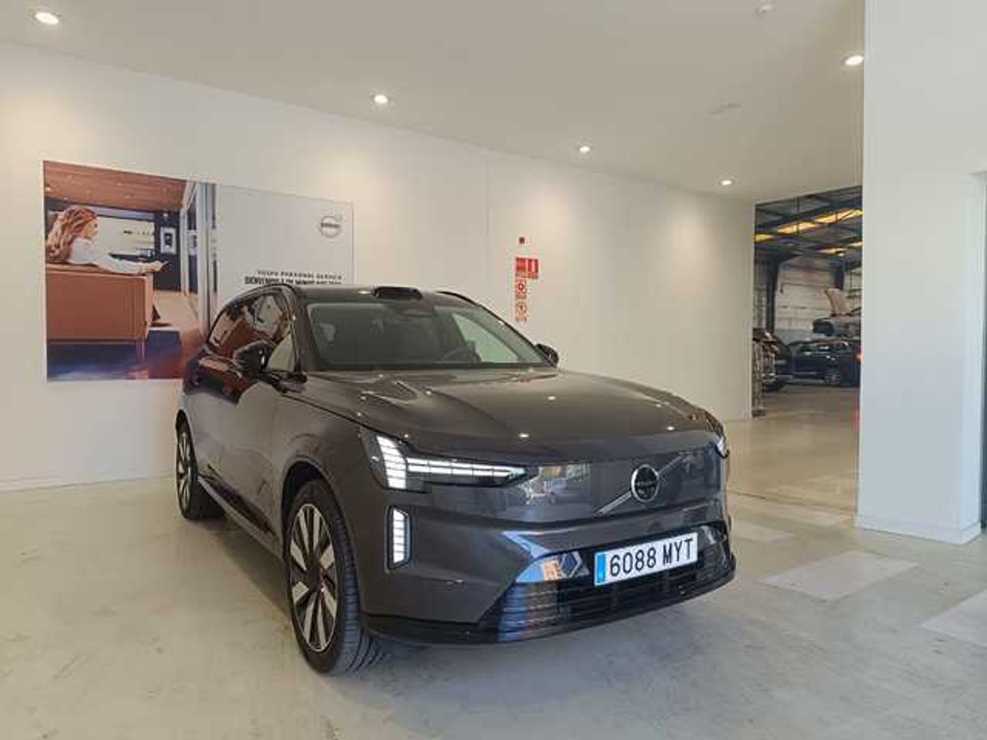 Volvo EX90 Twin BEV Ultra eAWD 300 kW (408 CV)