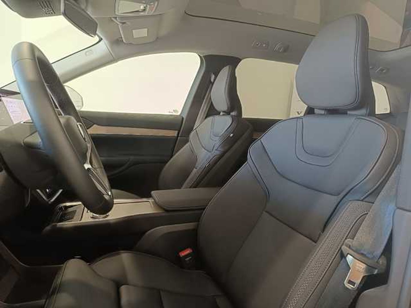 Volvo EX90 Twin BEV Ultra eAWD 300 kW (408 CV)