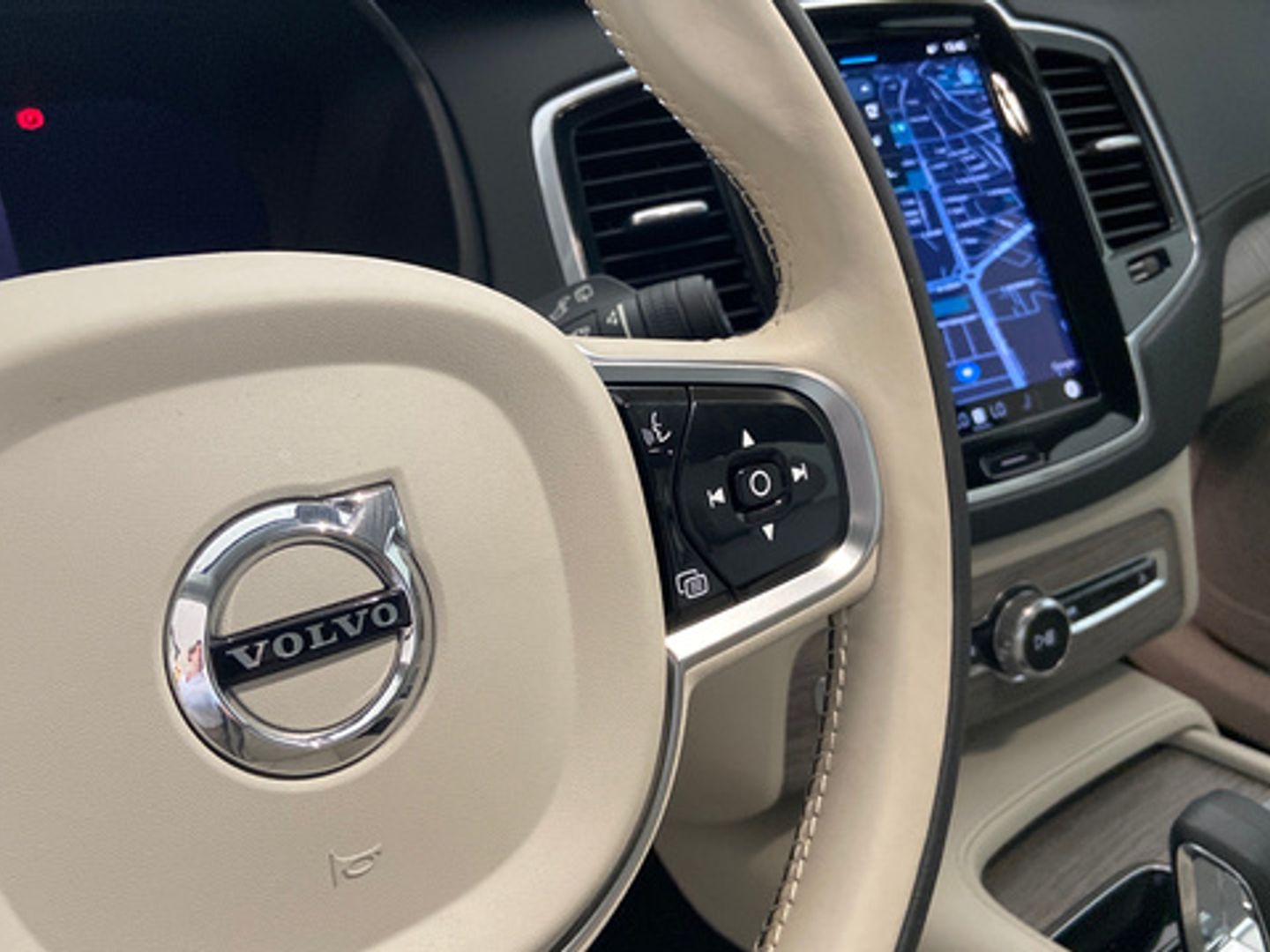 Volvo XC90 B5 D Plus Bright AWD Auto 173 kW (235 CV)