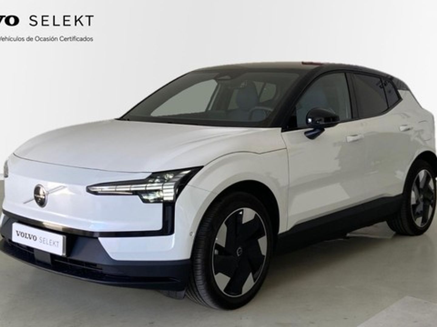 Volvo EX30 Single Motor Extended Range Ultra Auto 200 kW (272 CV) Blanco All Terrain / Pick-up