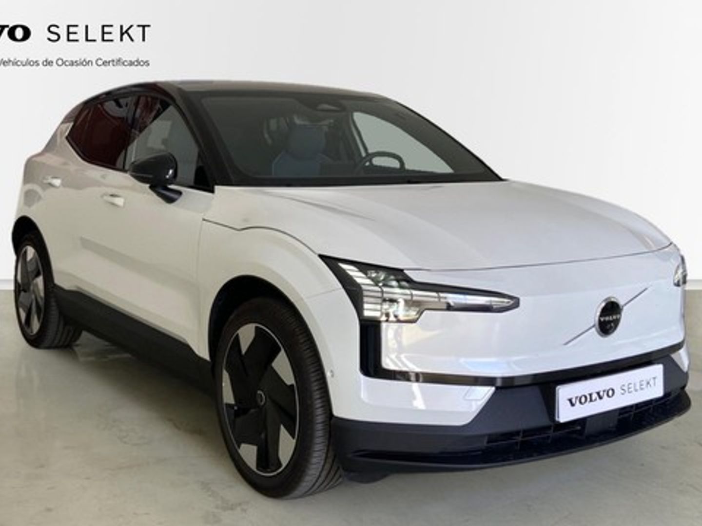 Volvo EX30 Single Motor Extended Range Ultra Auto 200 kW (272 CV)