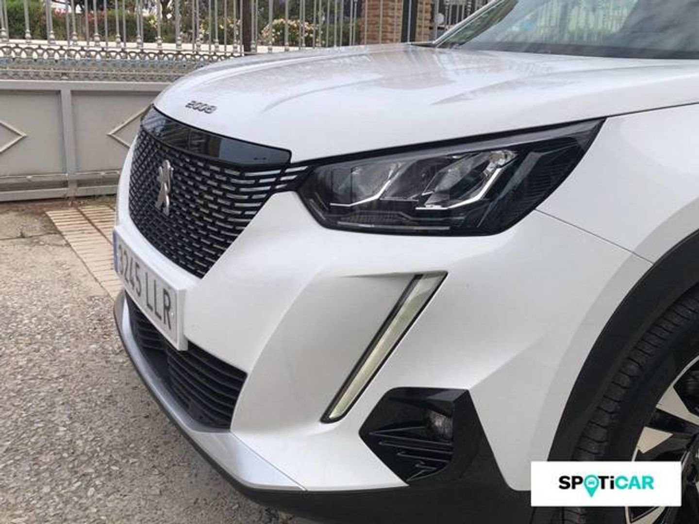 Peugeot 2008 PureTech 130 S&S Allure Pack 96 kW (130 CV) Blanco SUV