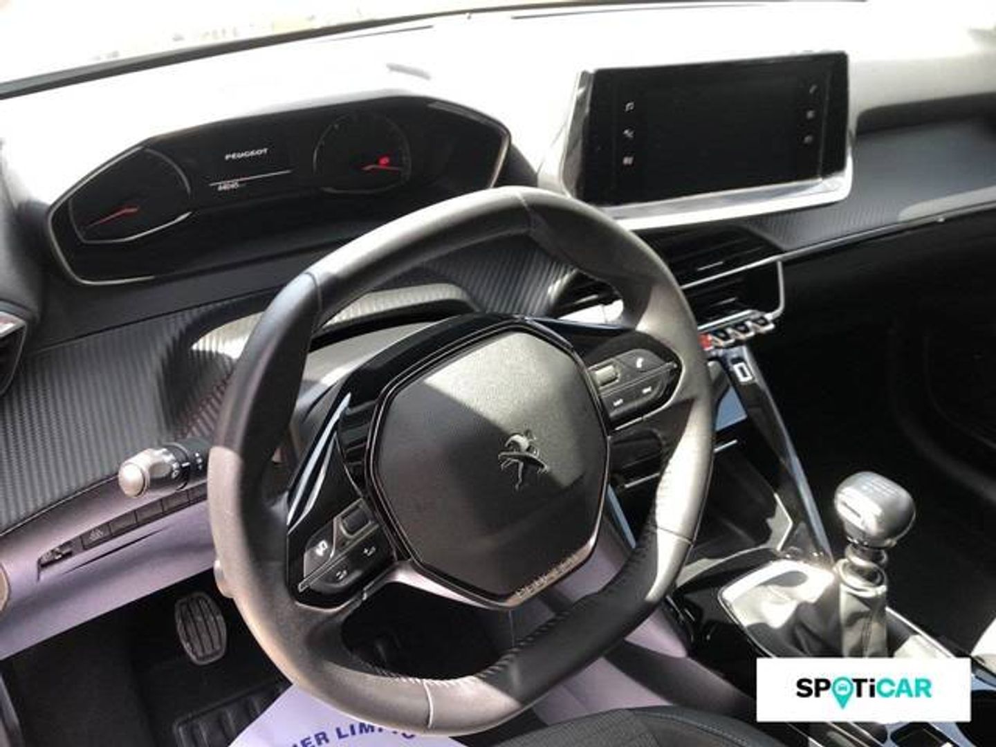 Peugeot 208 PureTech 100 Allure 75 kW (100 CV) Gris Compact