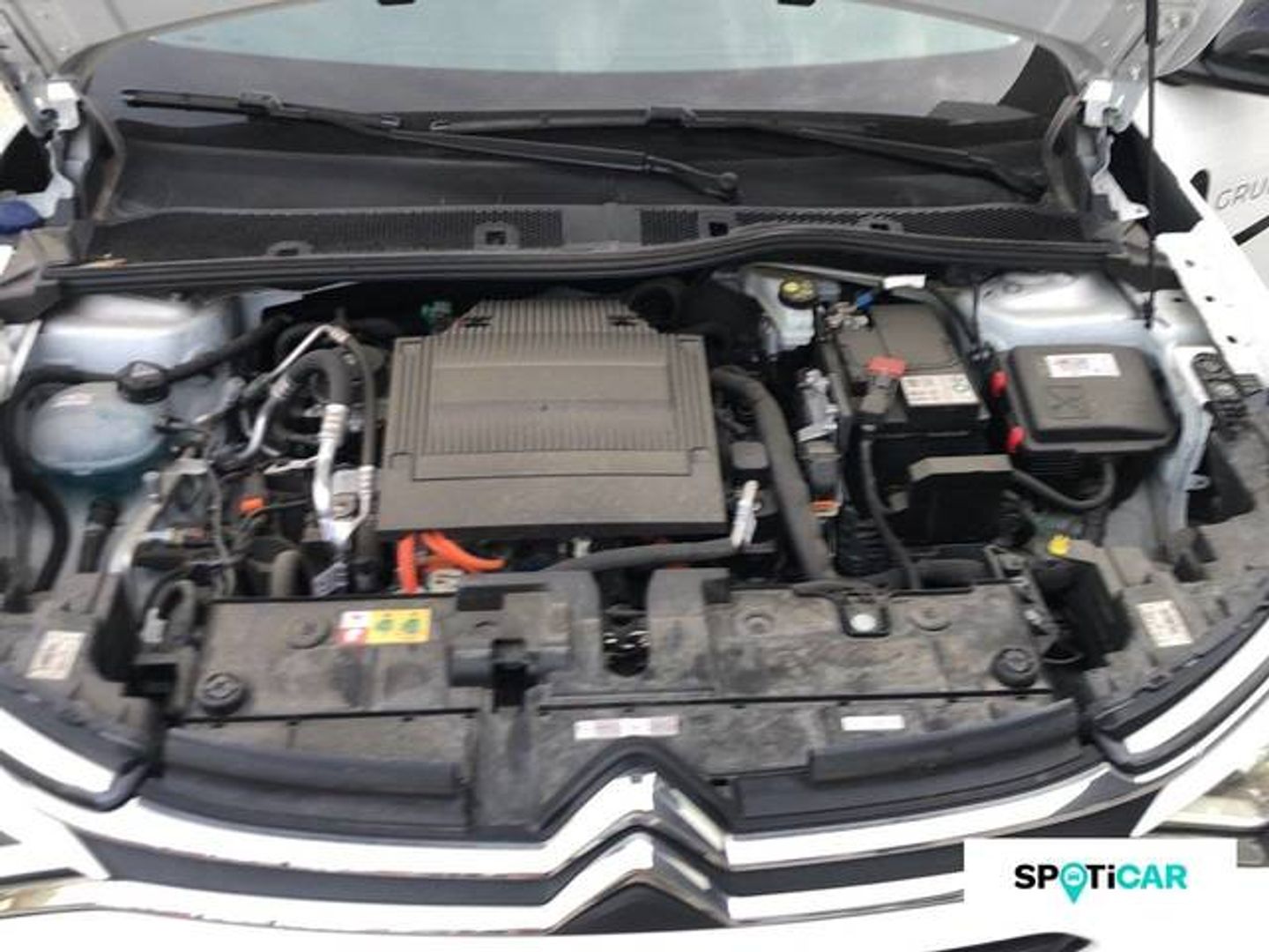 Citroen ë-C4 eléctrico 50kWh Plus 100 kW (136 CV) Blanco Sedan