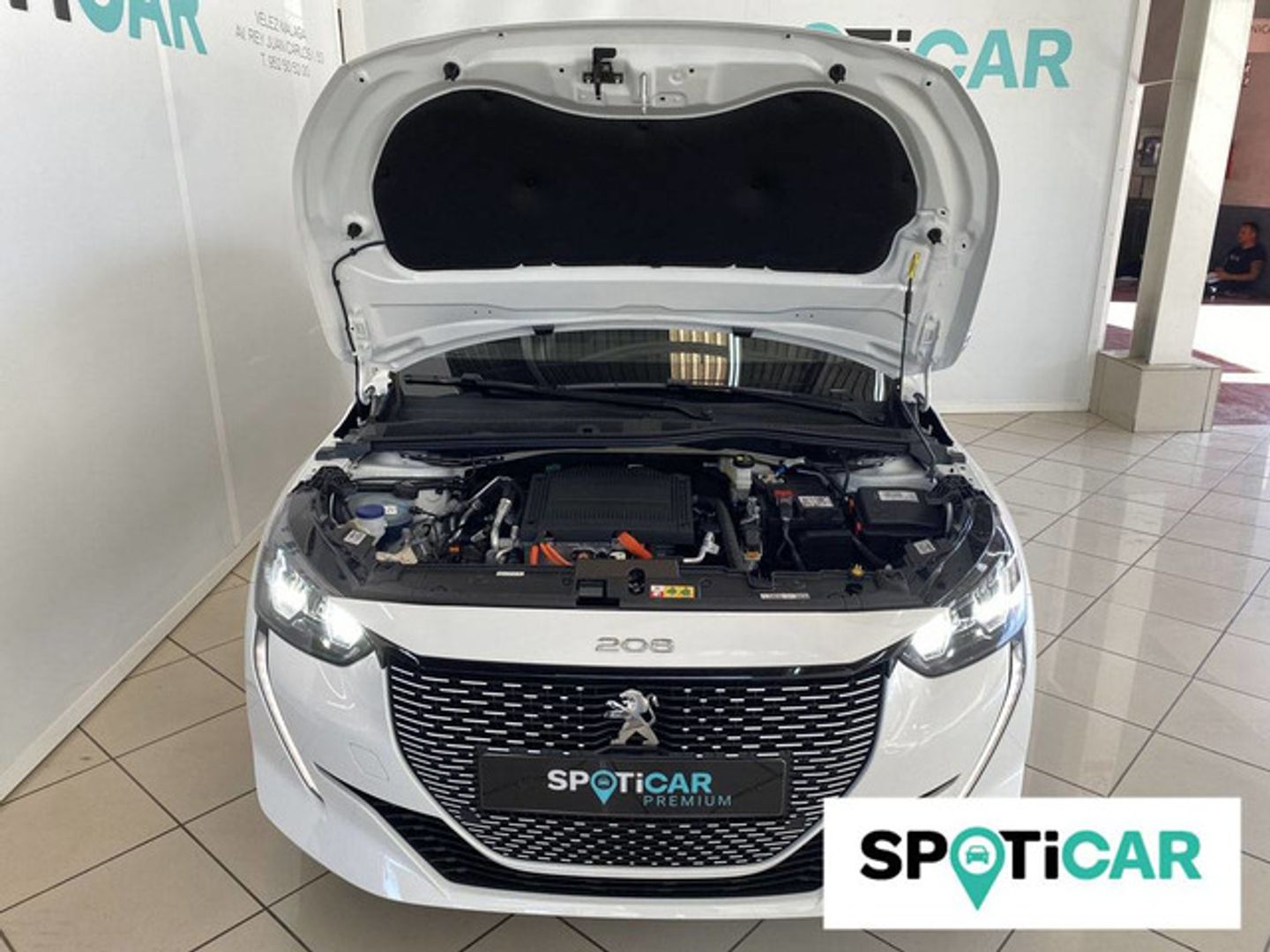 Peugeot e-208 Eléctrico Allure Pack 100 kW (136 CV) Blanco Compact