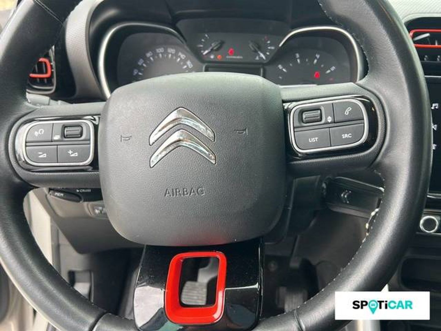Citroen C3 Aircross PureTech 110 S&S Feel Pack 81 kW (110 CV) Gris Plata SUV