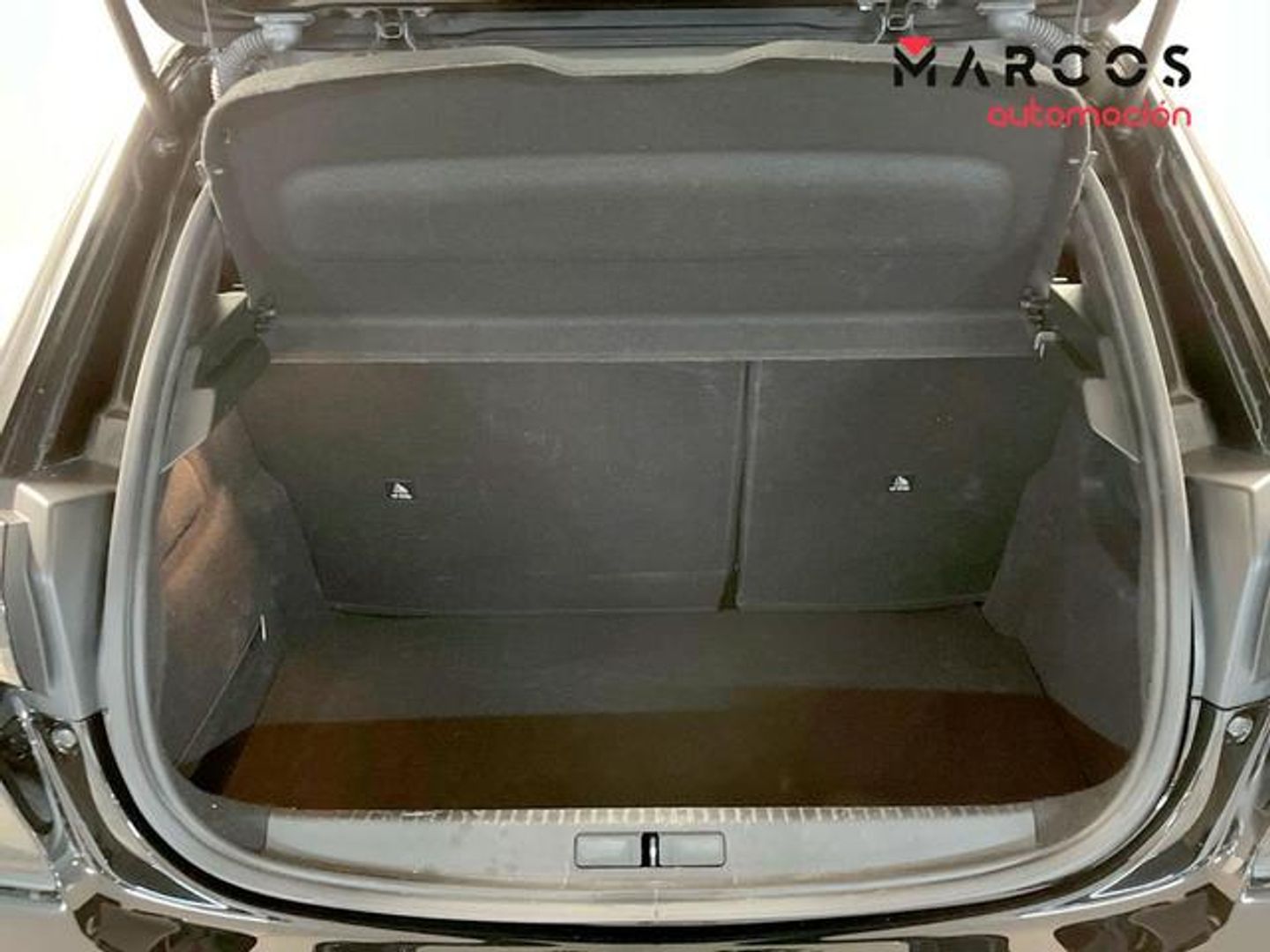 Peugeot 208 PureTech 100 Active Pack EAT8 75 kW (100 CV)