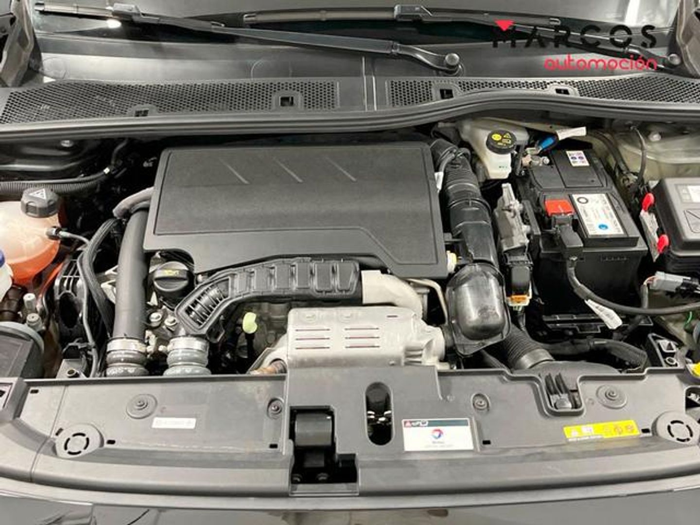 Peugeot 208 PureTech 100 Active Pack EAT8 75 kW (100 CV)