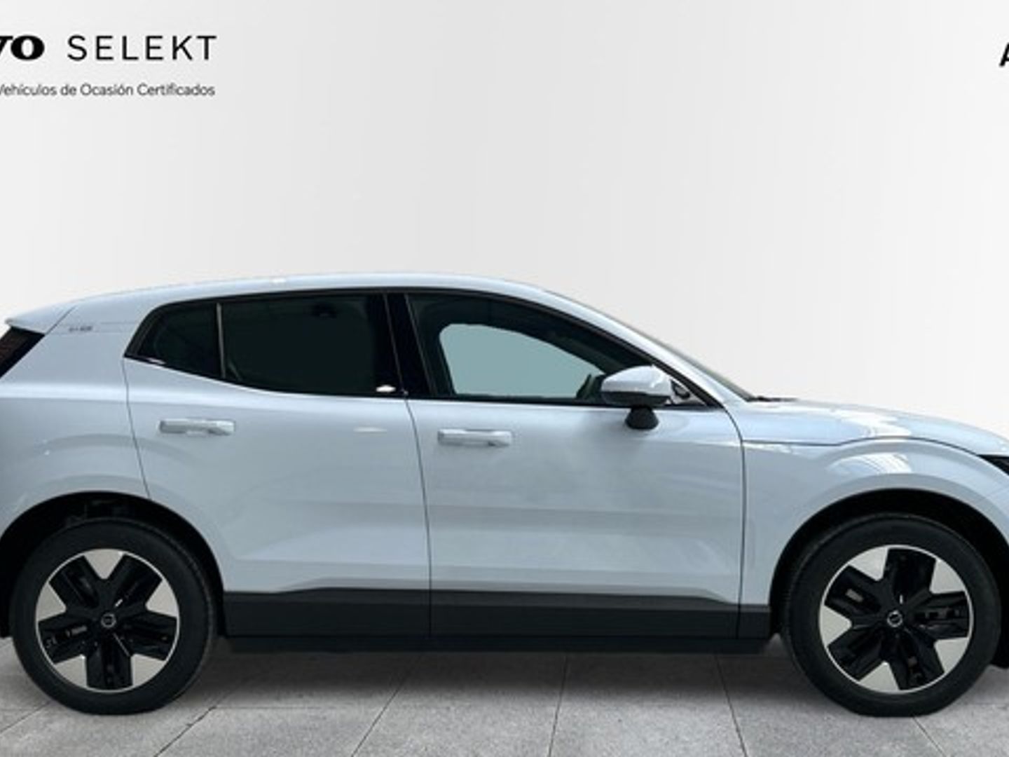 Volvo EX30 Single Motor Extended Range Core Auto 200 kW (272 CV)