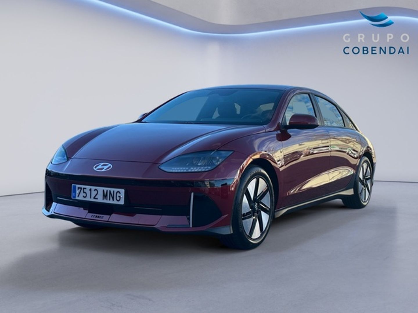 Hyundai Ioniq 6 53kWh Light RWD 111 kW (151 CV) Rojo Sedan