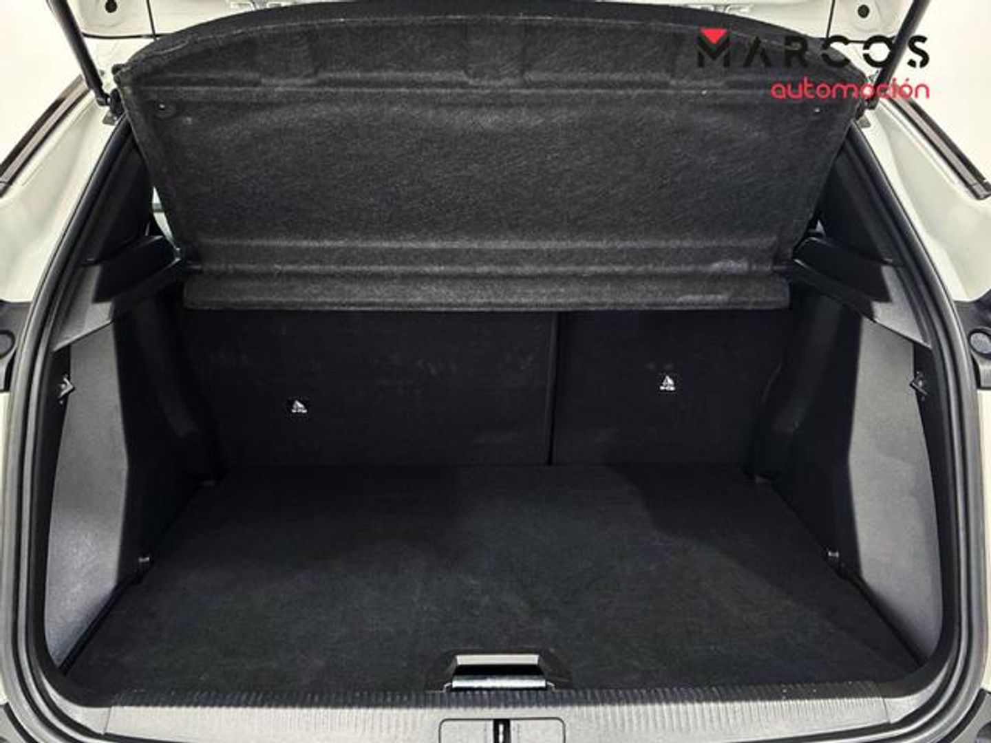 Peugeot 2008 PureTech 130 S&S Allure EAT8 96 kW (130 CV)