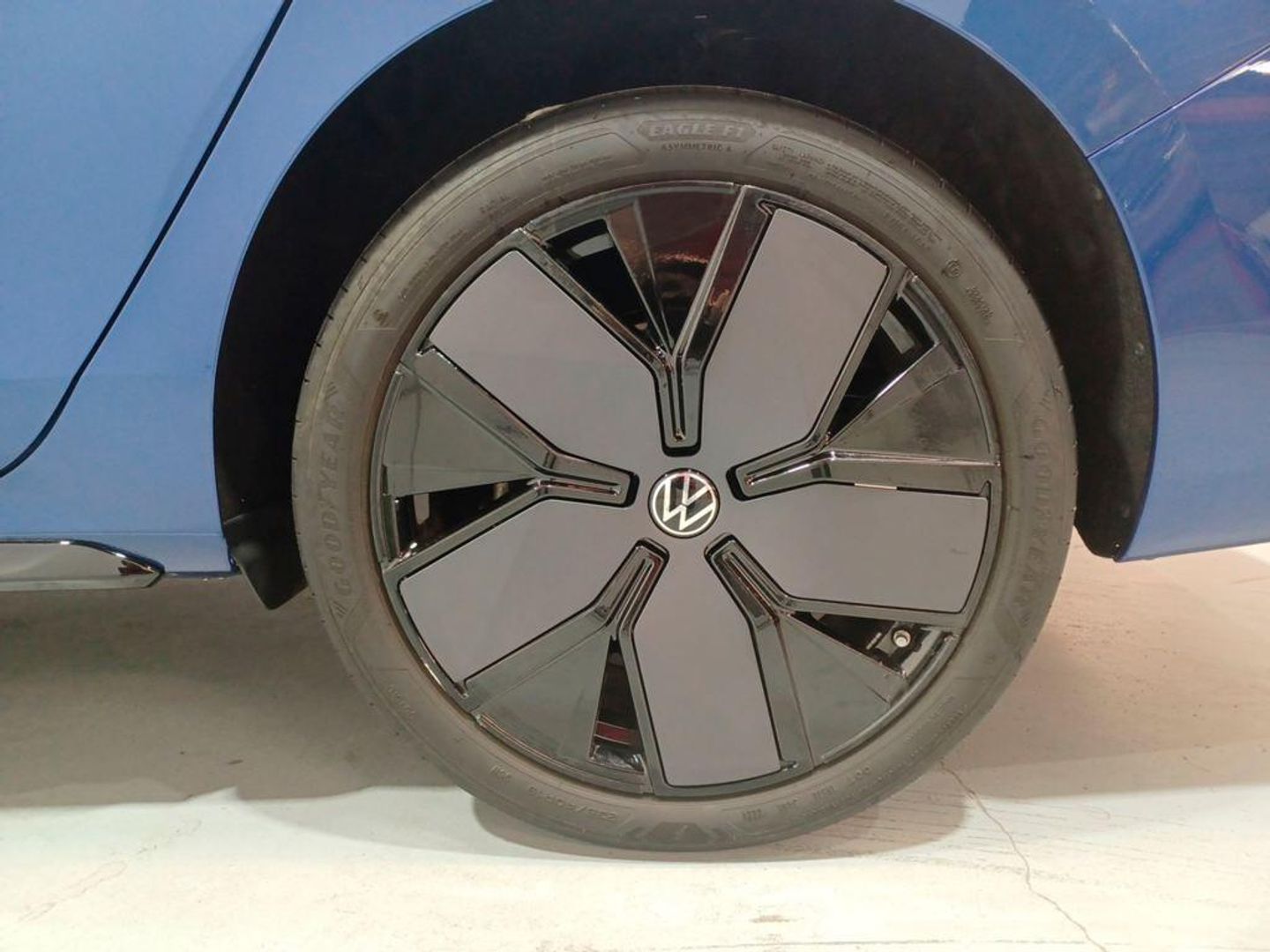 Volkswagen Passat Variant R-Line eHybrid PHEV 200 kW (272 CV) DSG