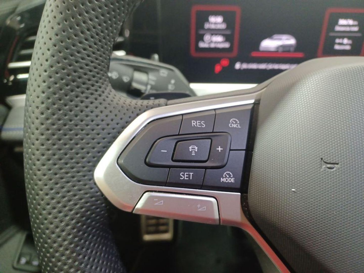Volkswagen Passat Variant R-Line eHybrid PHEV 200 kW (272 CV) DSG