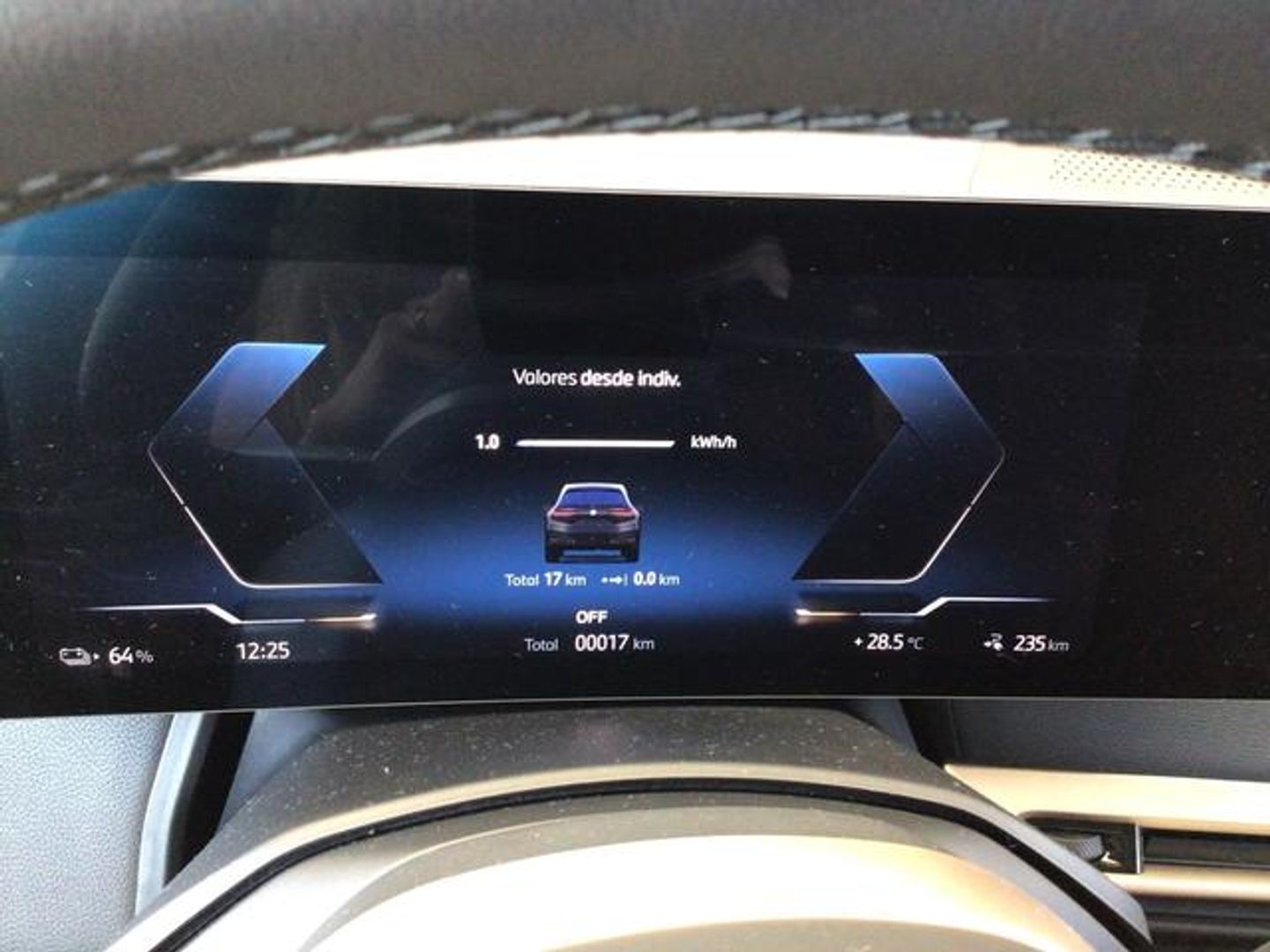 BMW iX xDrive40 240 kW (326 CV)