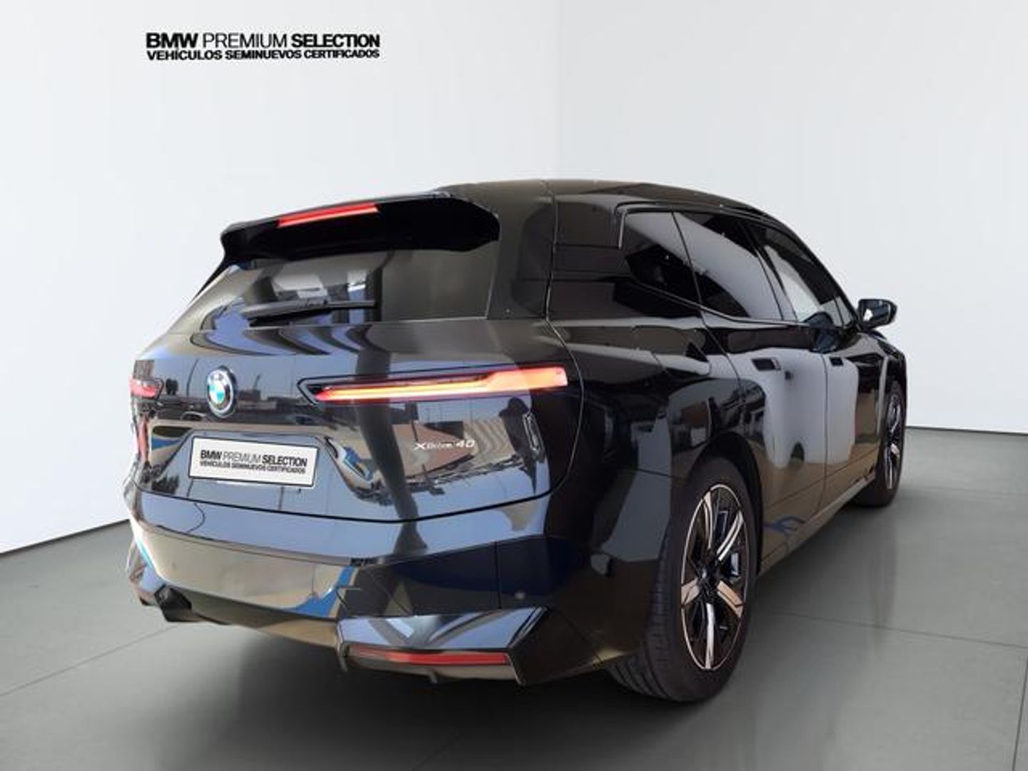 BMW iX xDrive40 240 kW (326 CV)