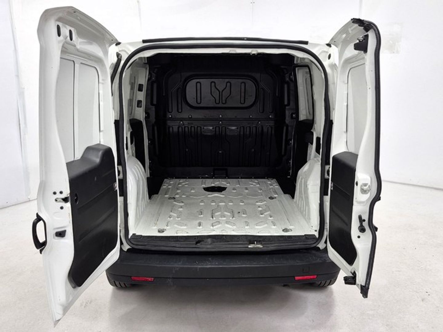 Fiat Dobló Cargo 1.3 Multijet Base Plus 70 kW (95 CV)