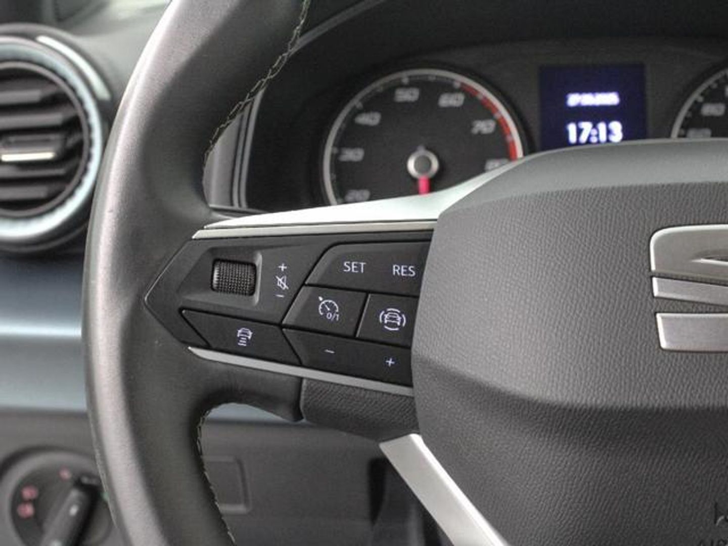 SEAT Arona 1.0 TSI S&S Xperience 81 kW (110 CV)