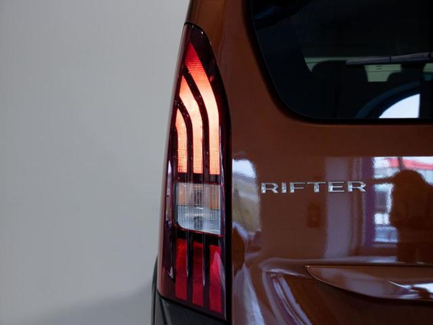 Peugeot Rifter BlueHDi 130 GT Long 96 kW (130 CV)