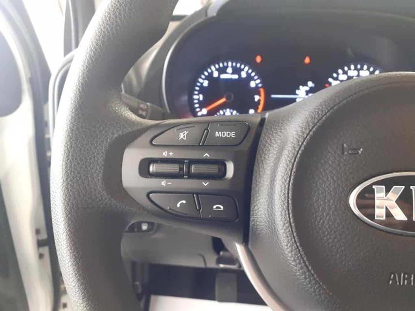 Kia Picanto 1.0 CVVT Concept 49 kW (67 CV)