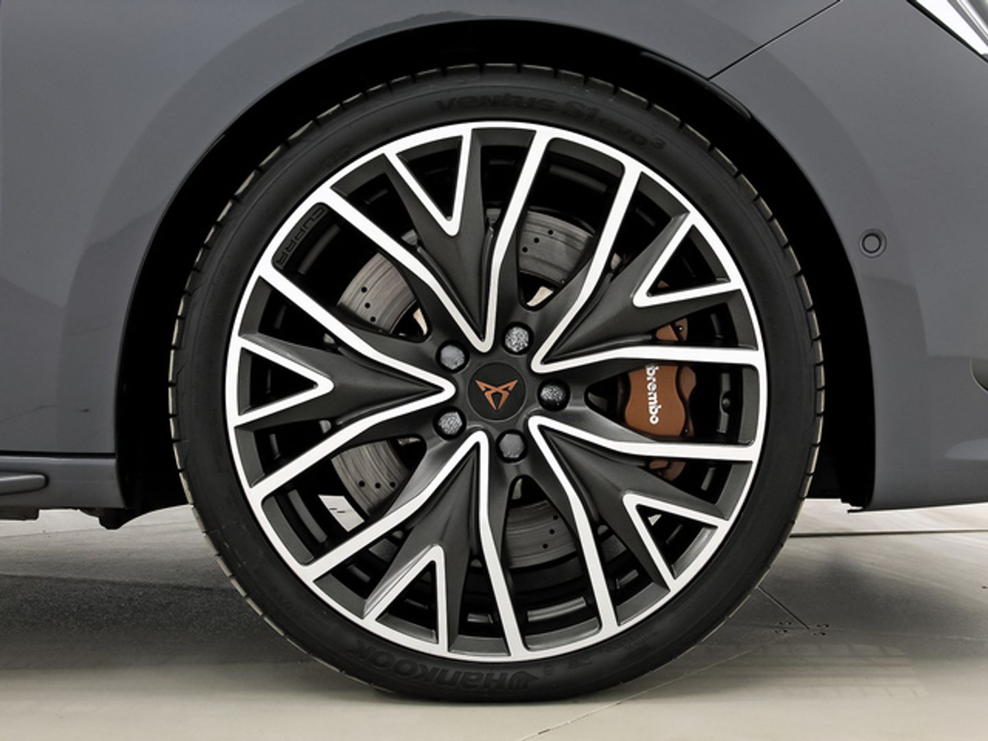 CUPRA Leon Sportstourer 2.0 TSI VZ 4Drive DSG 228 kW (310 CV)