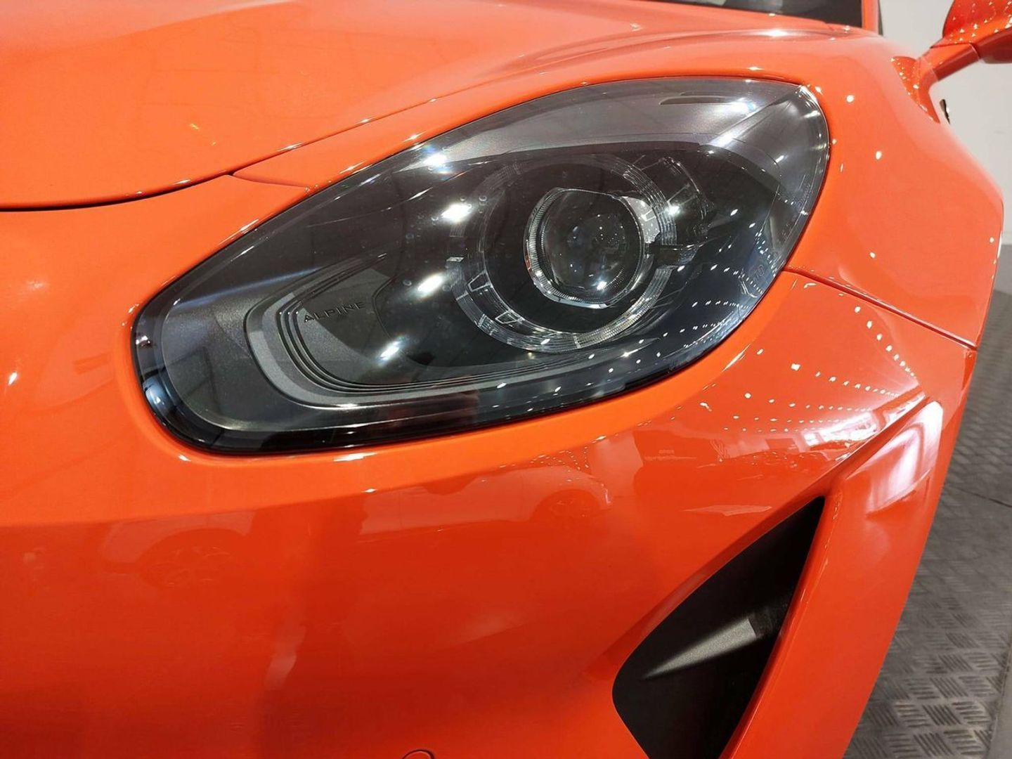 ALPINE A110 A110 R 221 kW (300 CV)